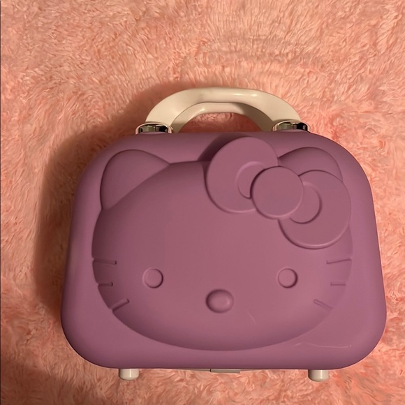 Hello Kitty cosmetic train case - Picture 1 of 6